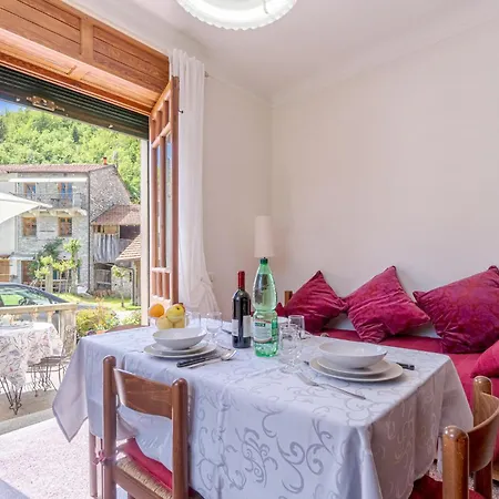 Apartment Lovely In Loco Di Rovegno *