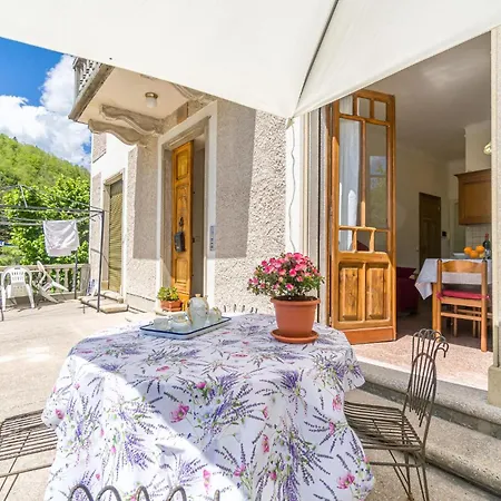 Apartment Lovely In Loco Di Rovegno *